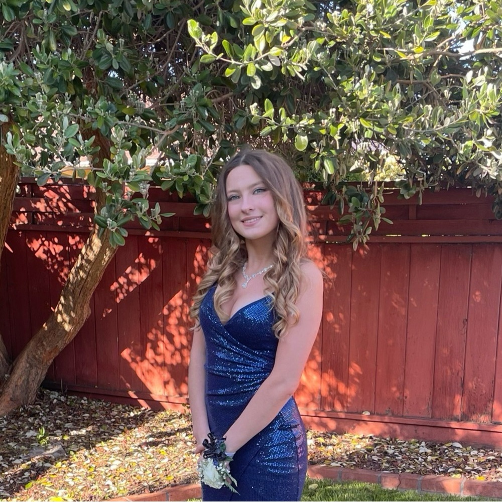 Meet your posher, Kaylee